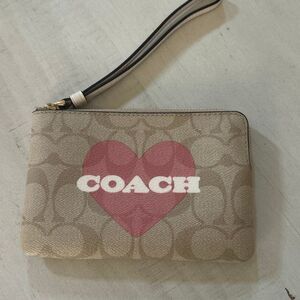 COACH Heart Wristlet
